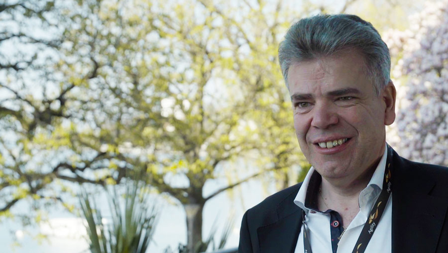 Arie Moruanx Arie Moruanx